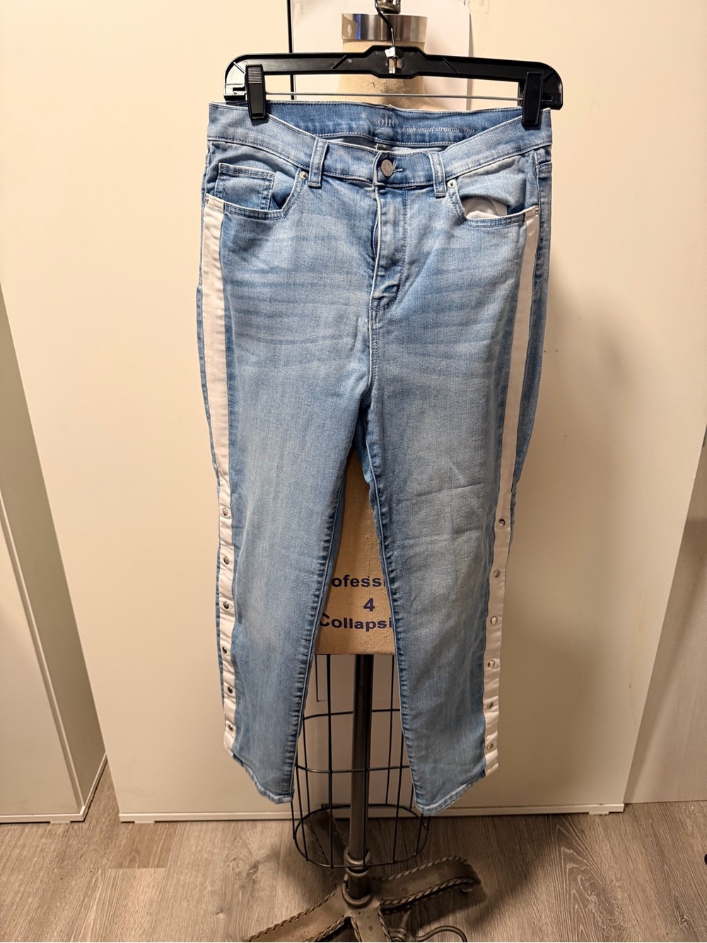 SOHO (NYCo.) Light Blue Skinny Jeans with White Snap Side Stripes
